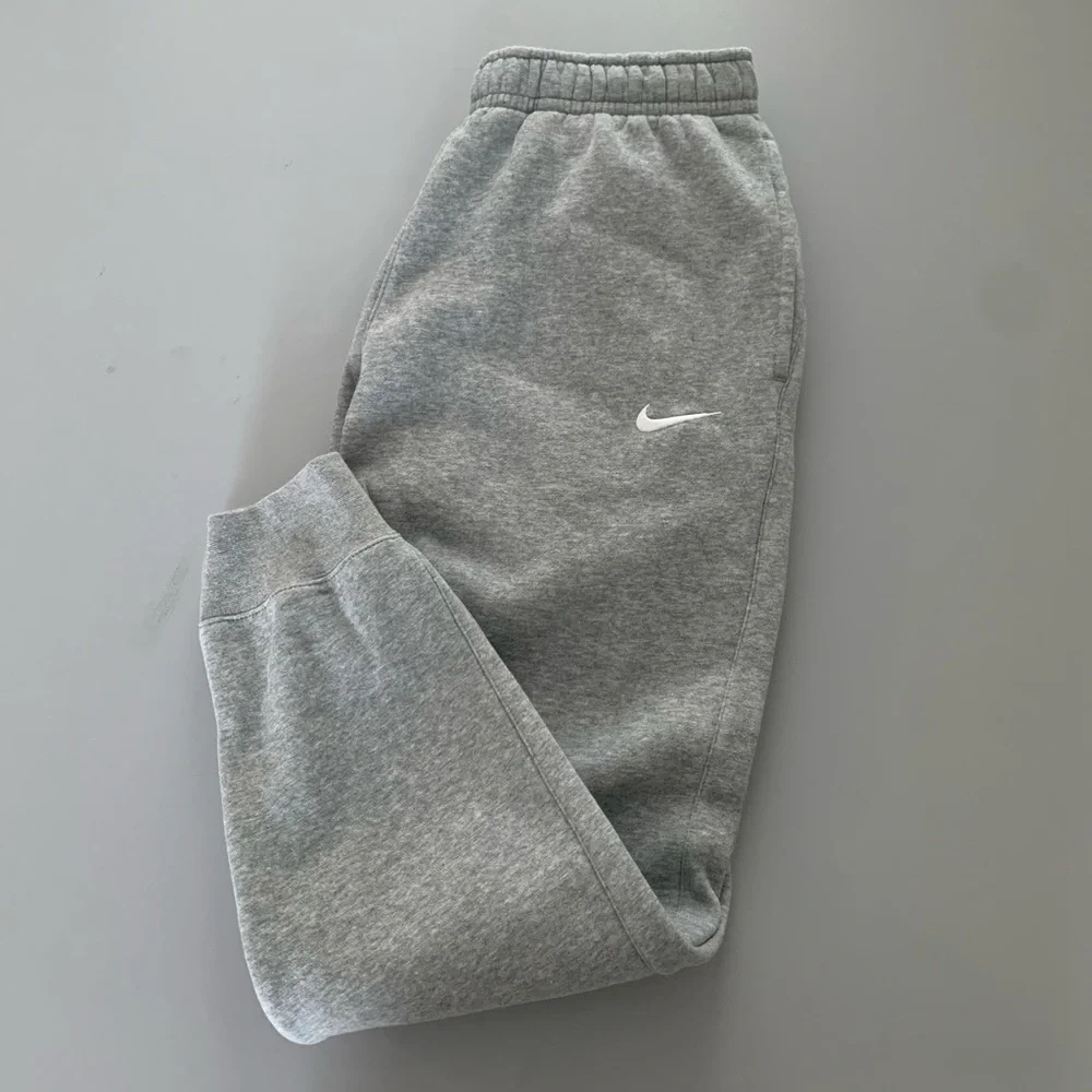 Nike Grey Sweatpants Joggers with White Swoosh